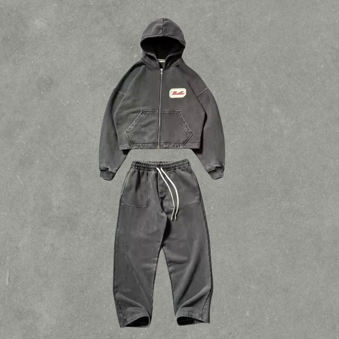 Ensemble jogging "illicit"